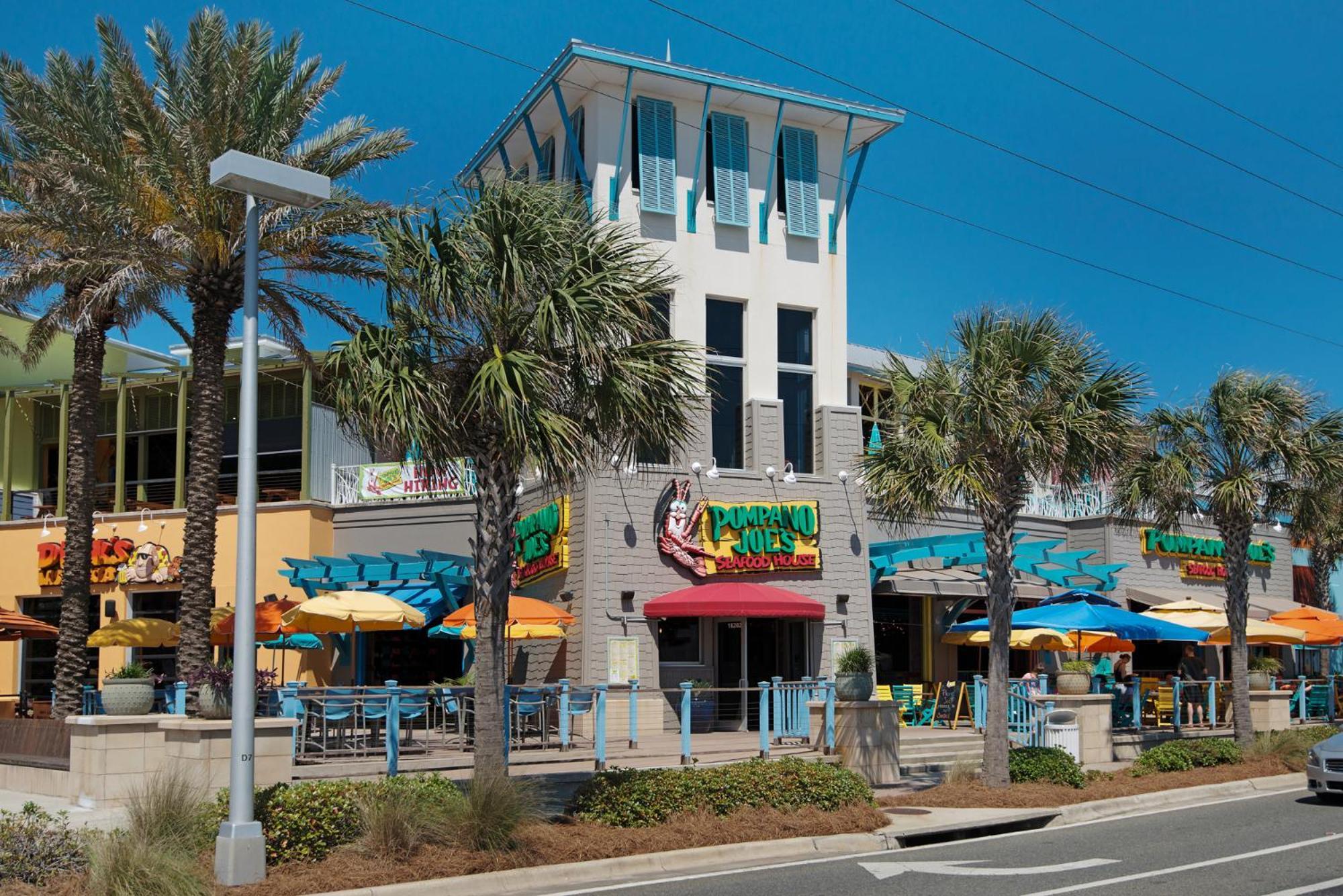 Emerald Condo-gulf Front+beach Access! Chair Service! Holiday home Panama City Beach