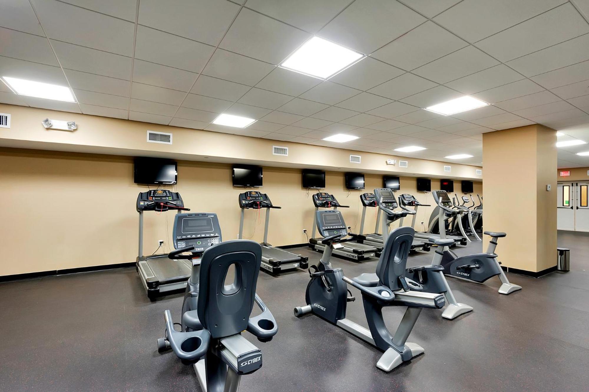 Emerald Condo-gulf Front+beach Access! Chair Service! * Panama City Beach