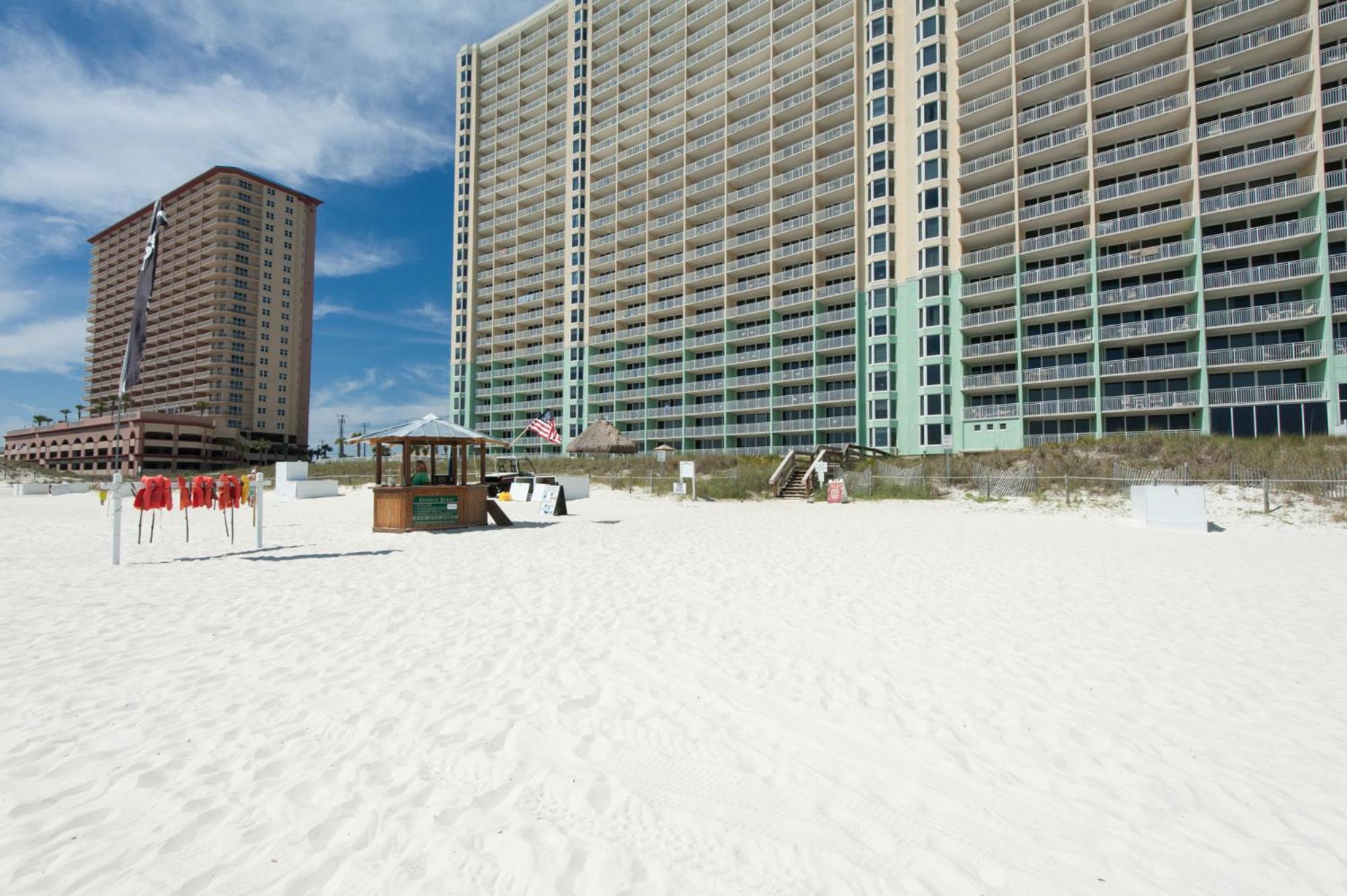 Emerald Condo-gulf Front+beach Access! Chair Service! *
